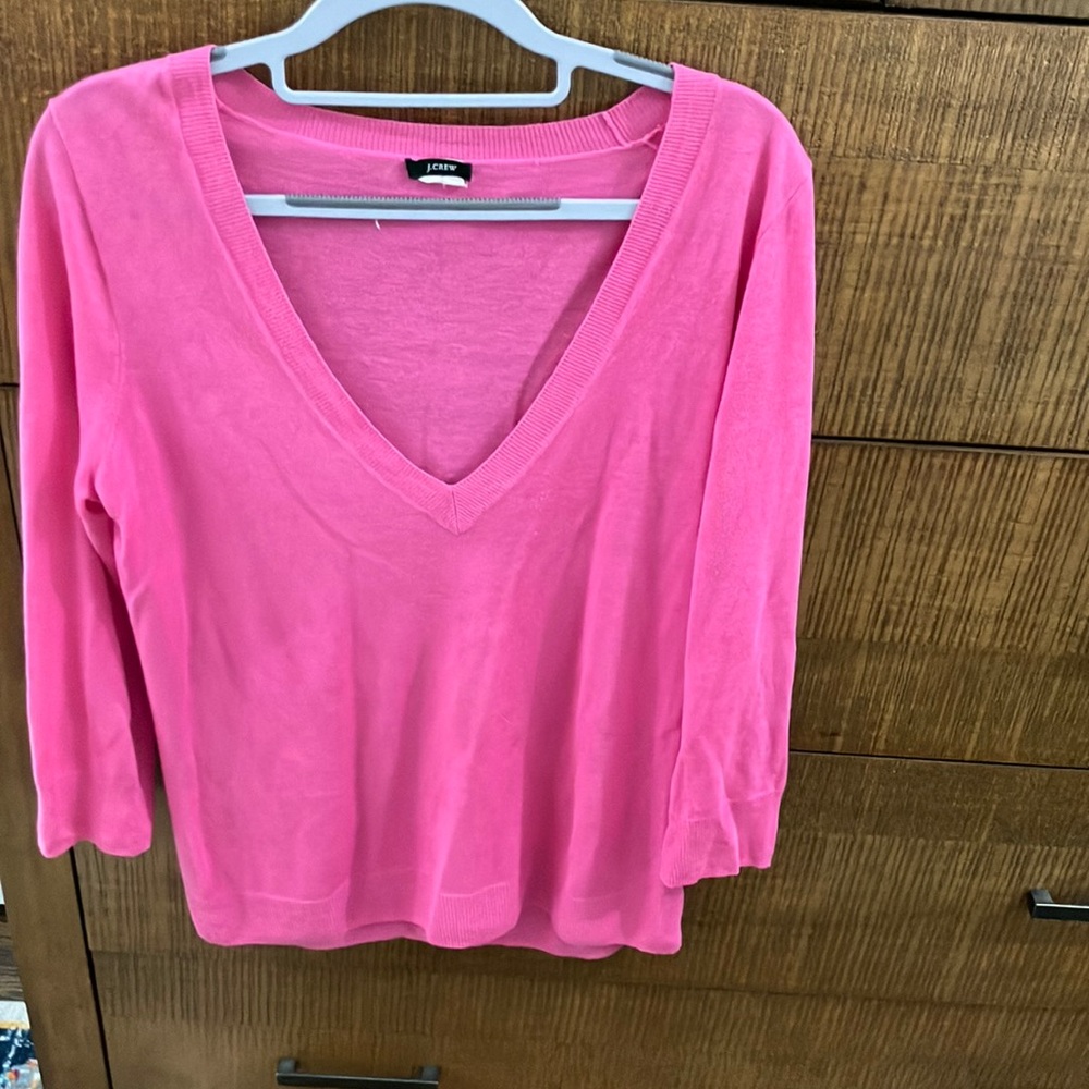 J CREW 100 % Silk Long Sweater/Tunic.
Size small; Like New; Never Worn